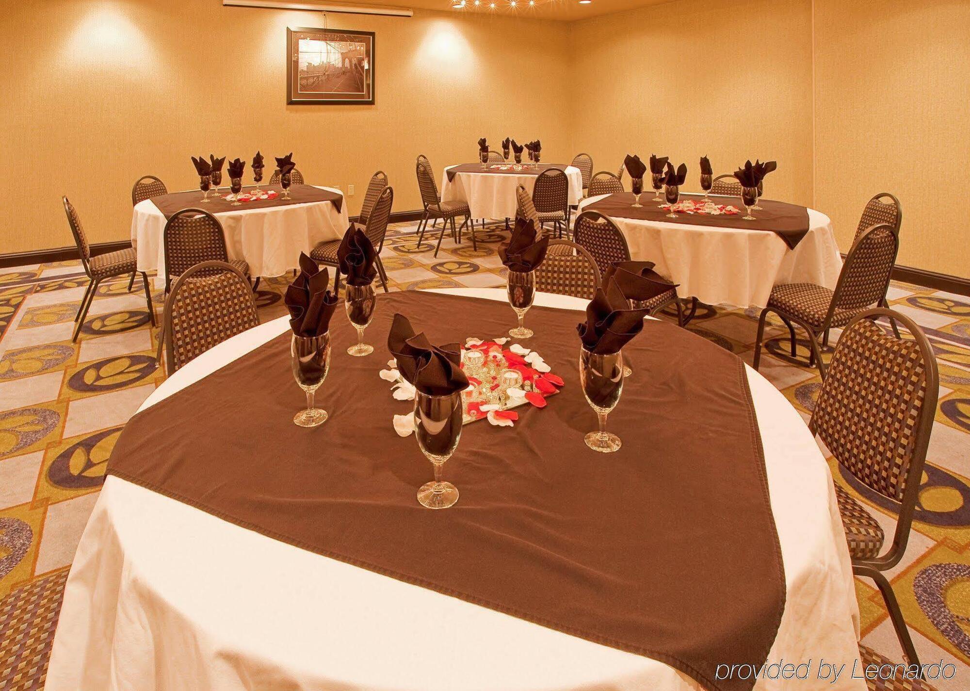 Doubletree By Hilton Fort Worth Fossil Creek Екстер'єр фото